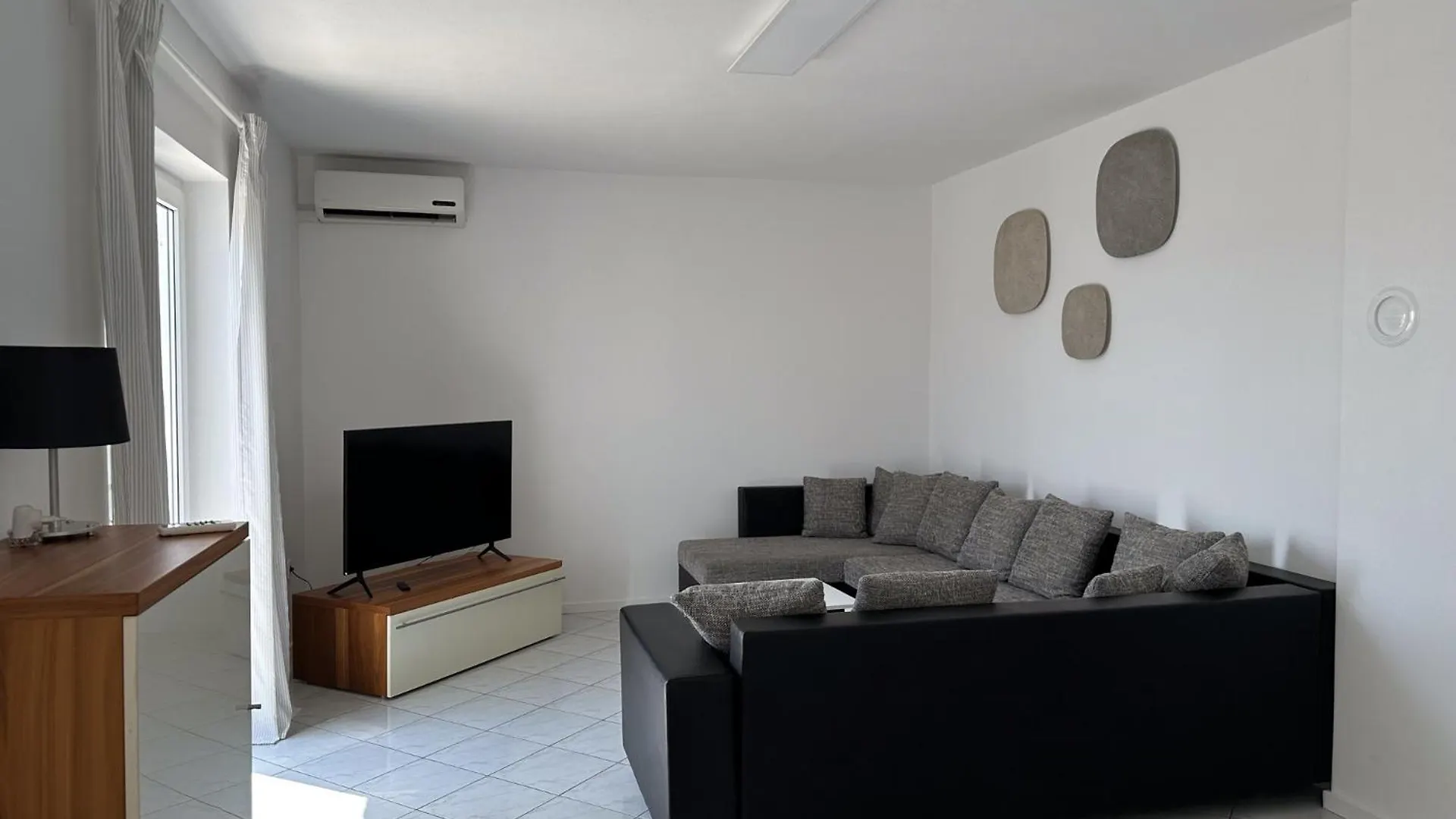 Apartments Barica Krk Town 0*,